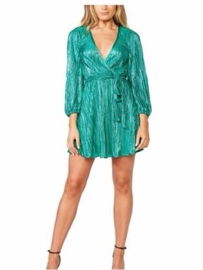 BARDOT Bellissa Pleat Dress In green shimmer size XS